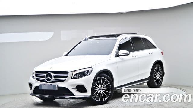 Clasa GLC GLC300 4MATIC AMG Line