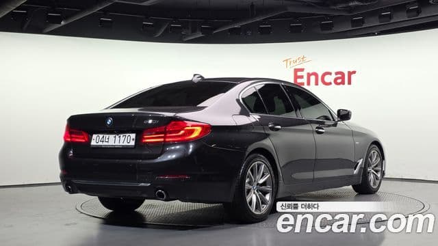 Seria 5 520i Luxury