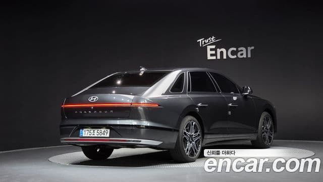 Grandeur 2.5 Benzină 2WD