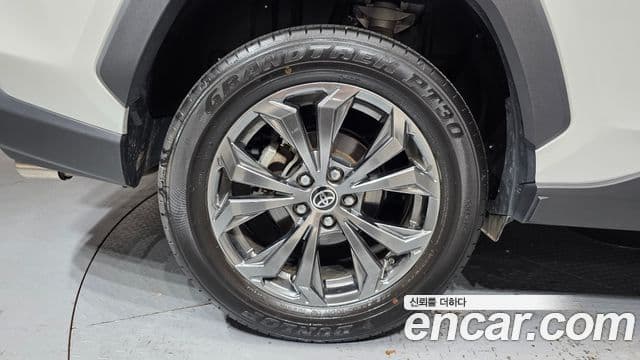 RAV4 2.5 4WD Hybrid LTD