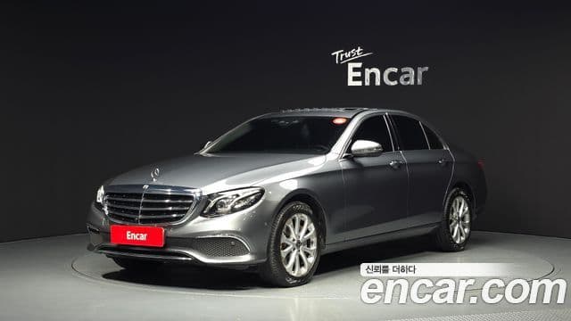 Clasa E E300 4MATIC Exclusive