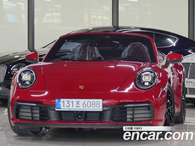 911 (992) Carrera Cabriolet