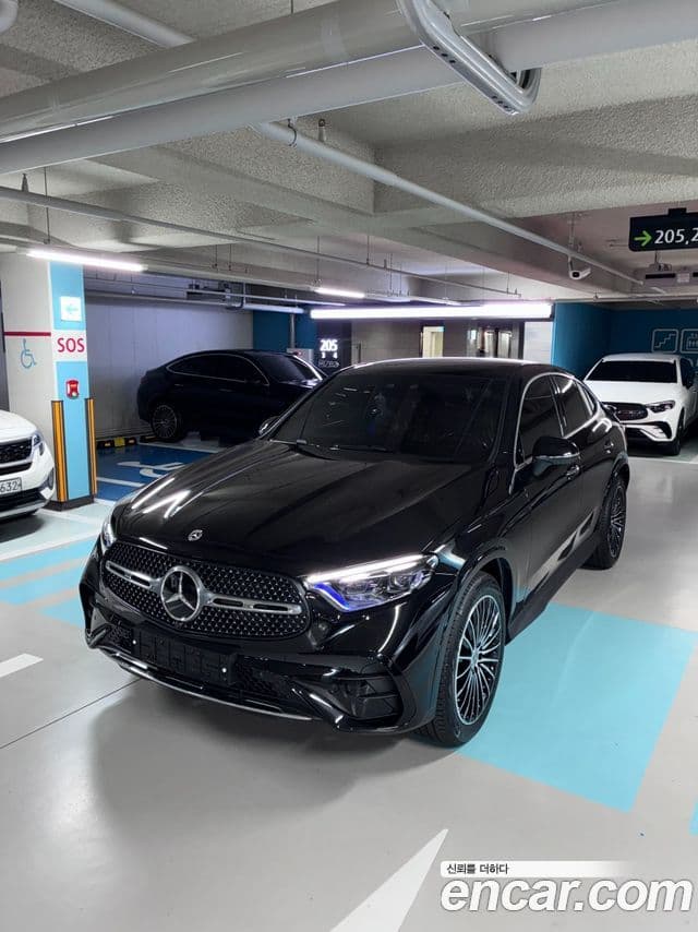 Clasa GLC GLC300 4MATIC Coupé