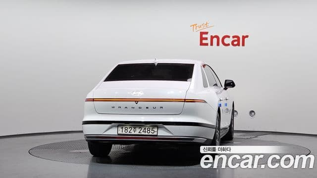 Grandeur 2.5 Benzină 2WD