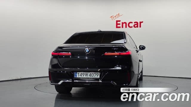 Seria 7 740i sDrive M Sport