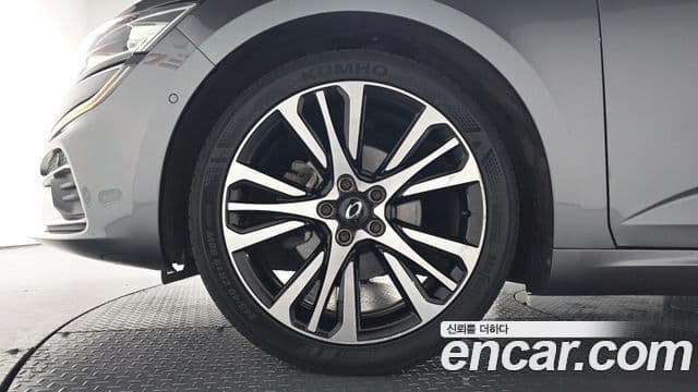 SM6 1.8 TCe Première