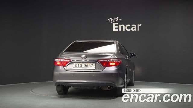 Camry 2.5 XLE