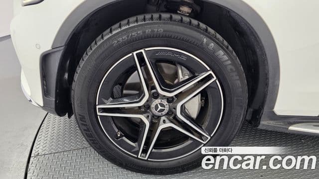 Clasa GLC GLC300 4MATIC