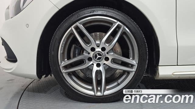 CLA- CLA220 AMG Line
