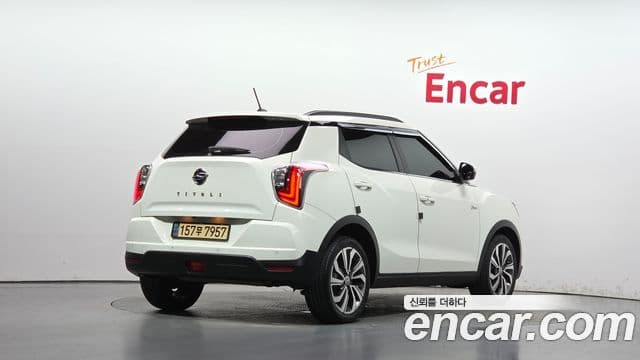 Very New Tivoli Benzină 1.5 2WD