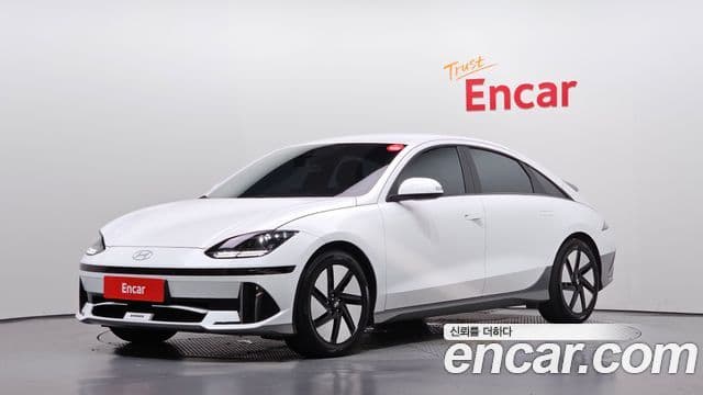 6 Long Range AWD
