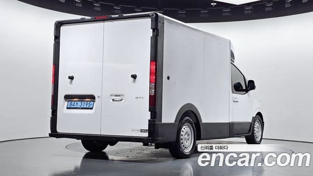Staria Cargo