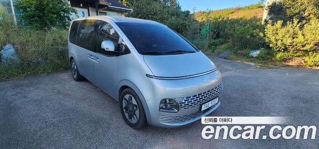 Staria L3.5 Tourer 11 locuri