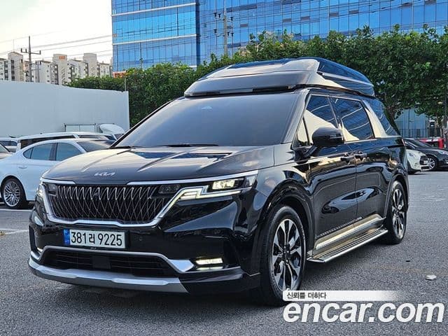 Carnival Benzină 4 locuri Hi-Limousine (Special Vehicle)