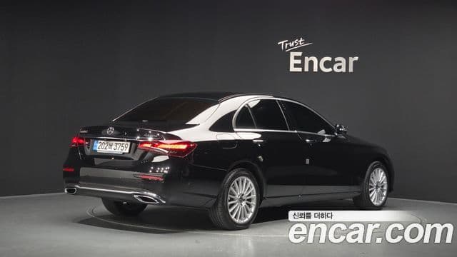 Clasa E E220d 4MATIC Exclusive