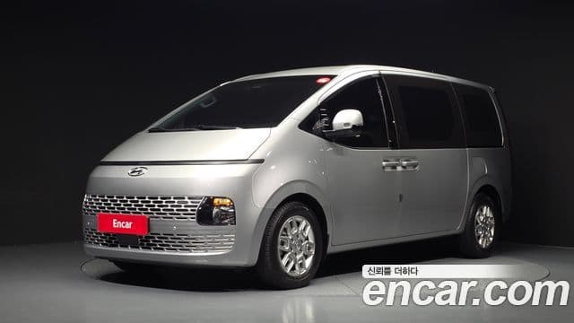Staria L3.5 Cargo 3 locuri