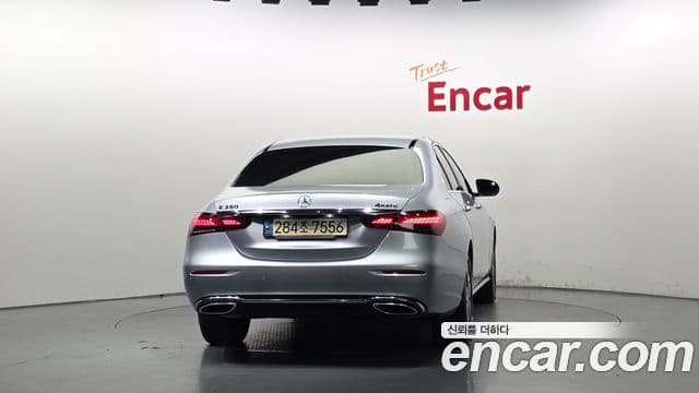 Clasa E E350 4MATIC Avantgarde