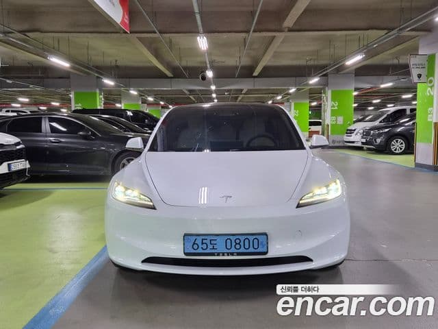 3 Long Range AWD