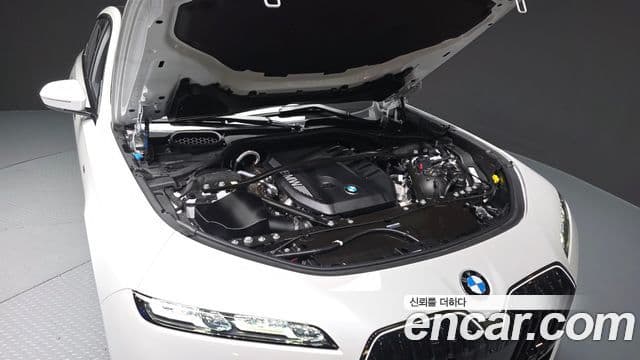Seria 7 740d xDrive M Sport