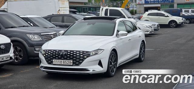 Grandeur 3.0 LPi (Rent-a-car)