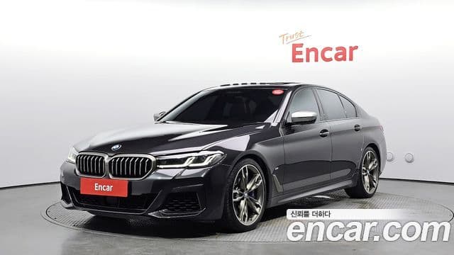 Seria 5 M550i xDrive