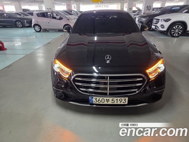 Clasa E E300 4MATIC Exclusive