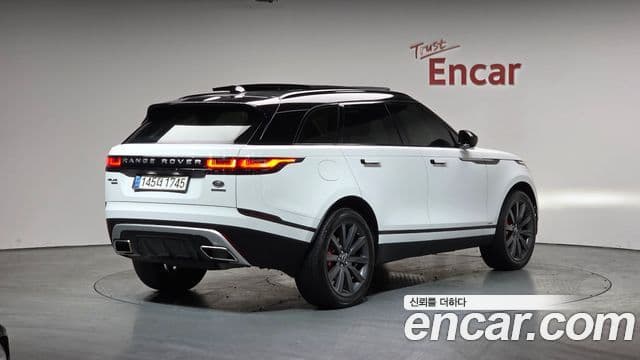 Range Rover Velar 2.0 D240 SE