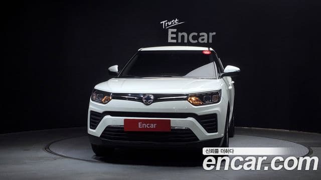 Very New Tivoli Benzină 1.5 2WD