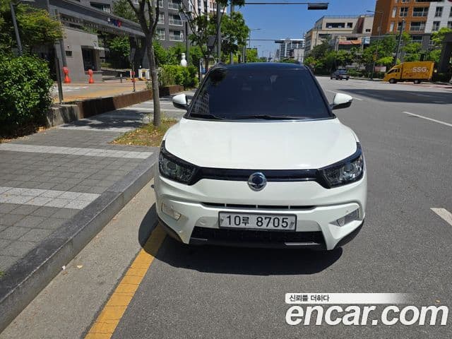 Tivoli Motorină LX 4WD