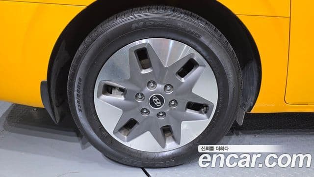 Staria L3.5 School Bus