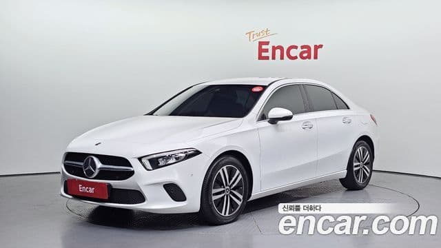 Clasa A A220 Sedan