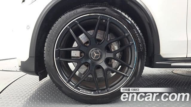 Clasa GLC AMG GLC63 4MATIC+