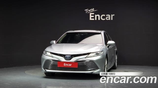 2.5 XLE Hybrid