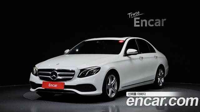 Clasa E E200 Avantgarde