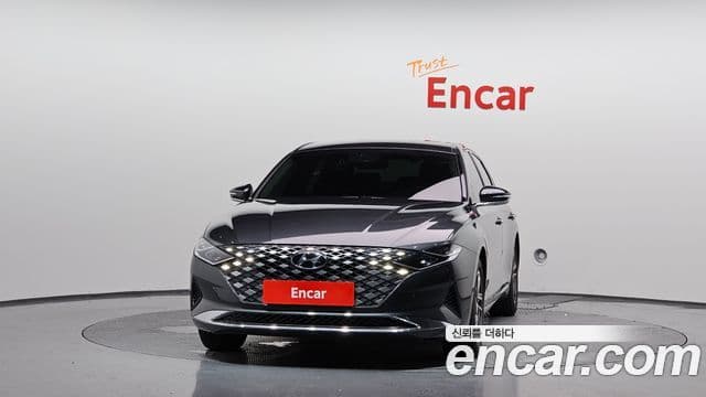 Grandeur 3.0 LPi (Rent-a-car)