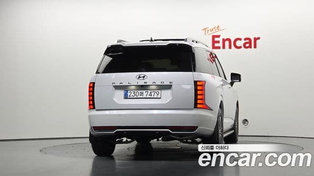 (LX3) Benzină 2.5T 2WD 9 locuri