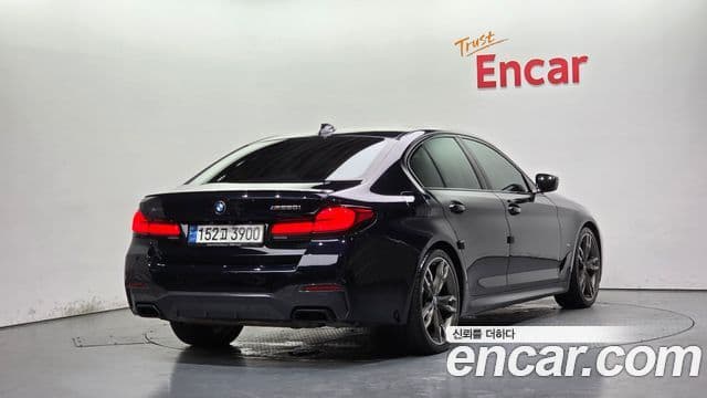 Seria 5 M550i xDrive