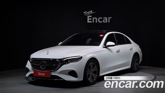 Clasa E E200 Avantgarde