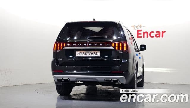 Mohave The Master Motorină 3.0 4WD 5 locuri