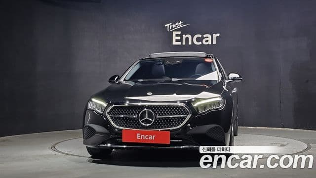 Clasa E E200 Avantgarde