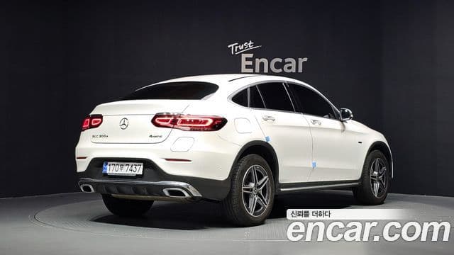 Clasa GLC GLC300e 4MATIC Coupé