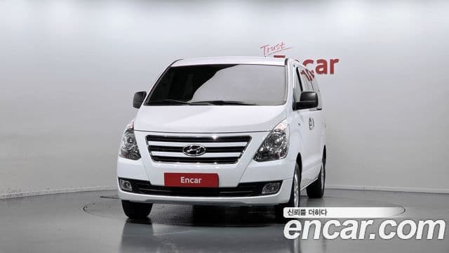Grand Starex 12 locuri Wagon