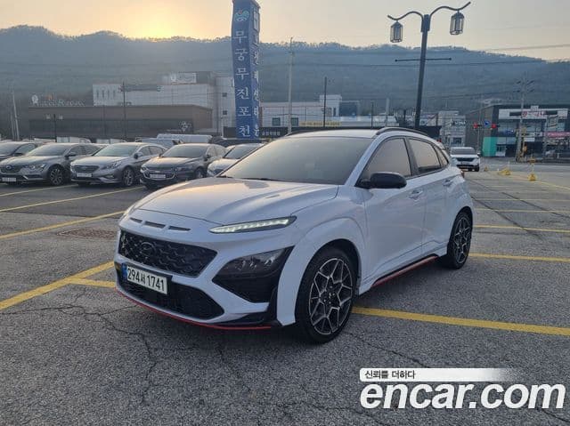 Kona Benzină 2.0 2WD