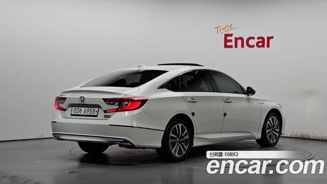 Accord 2.0 Hybrid Touring