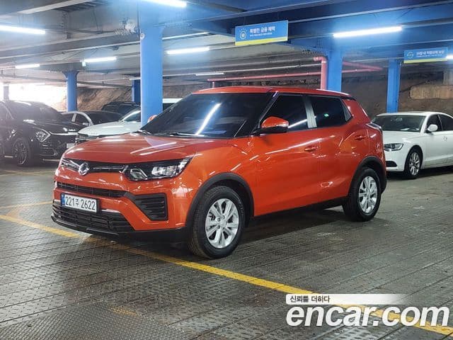 Very New Tivoli Benzină 1.5 2WD