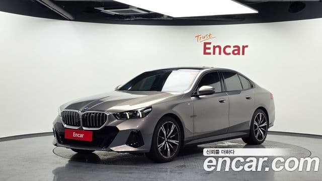 Seria 5 530i xDrive M Sport