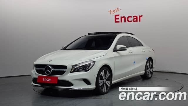 CLA- CLA250 4MATIC