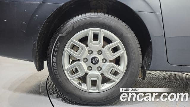 Staria HEV 1.6 Tourer 11 locuri