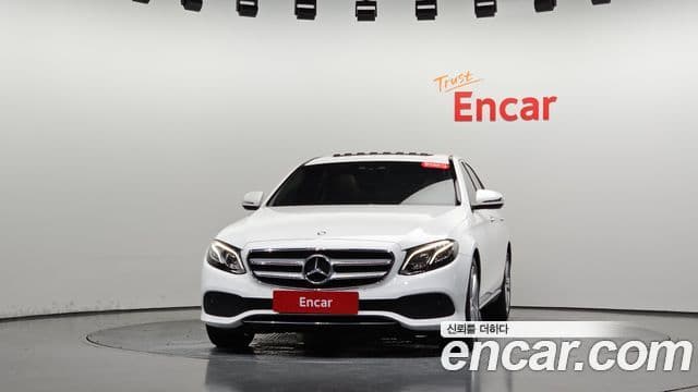 Clasa E E220d 4MATIC Avantgarde