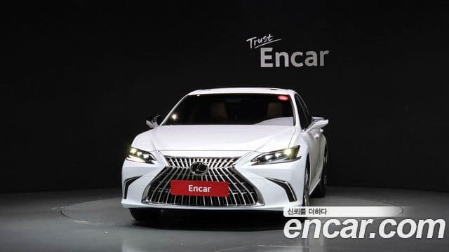 ES300h 7 Executive